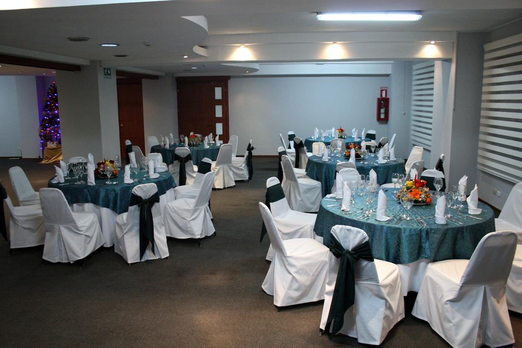 Hotel Tambo Real Quito Extérieur photo